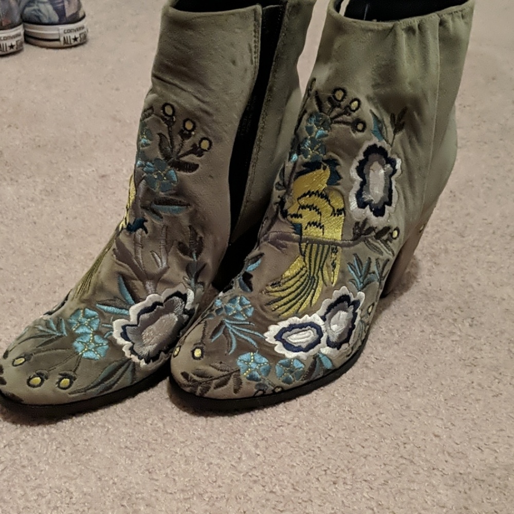 Rebels Ankle Boots